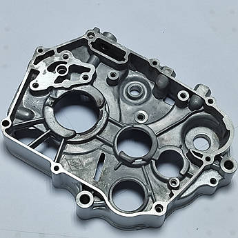 Картер для мопедів DELTA , SAVAGE права частина