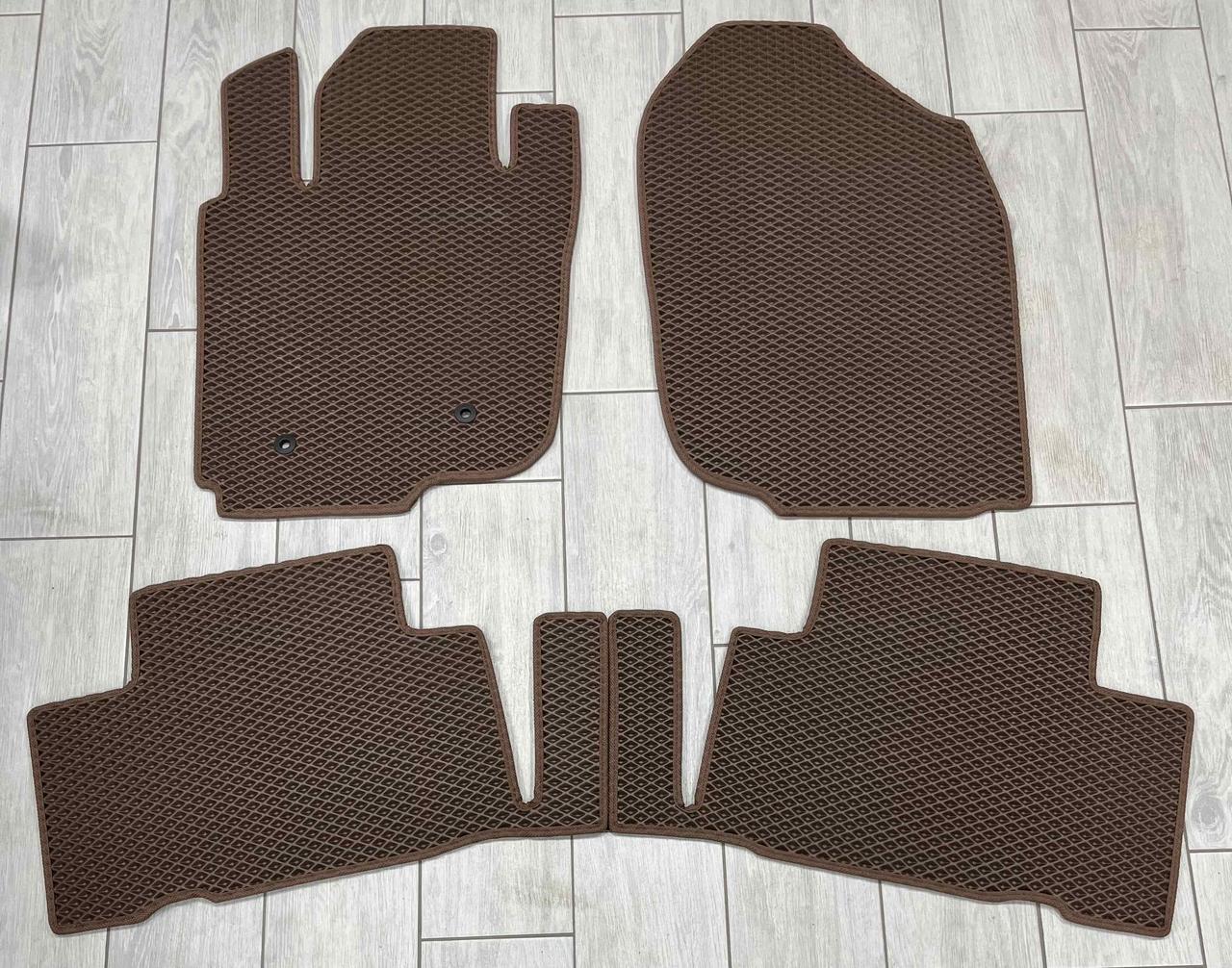 Авто коврики в салон EVA для Toyota RAV 4 2006-2012 - фото 1 - id-p1672959957