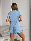 Блакитний жіночий трикотажний костюм для дому: шорти, футболка, гумка для волосся, фото 8