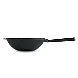 Сковорода чавунна WOK 2,8 л, Ø26 см Brizoll с з дерев`яною ручкою та скляною кришкою, фото 5