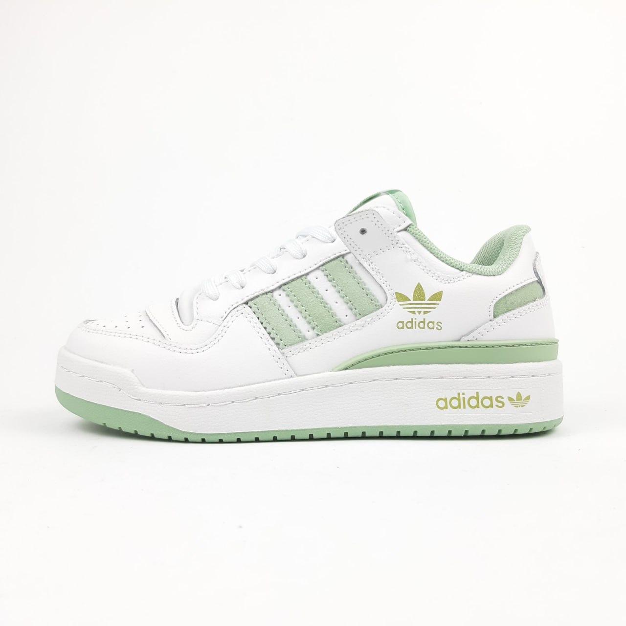 Жіночі кросівки Adidas Forum 84 Low White Green Адідас Форум низькі білі із зеленим шкіряні демісезонні