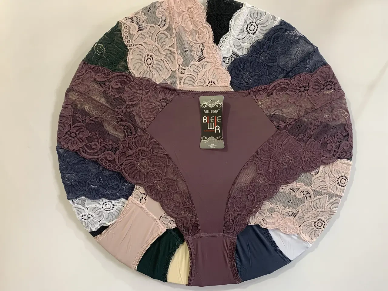 Труси жіночі мікрфібра з мереживом розмір напівбатал 50-52 (від 24 шт.)