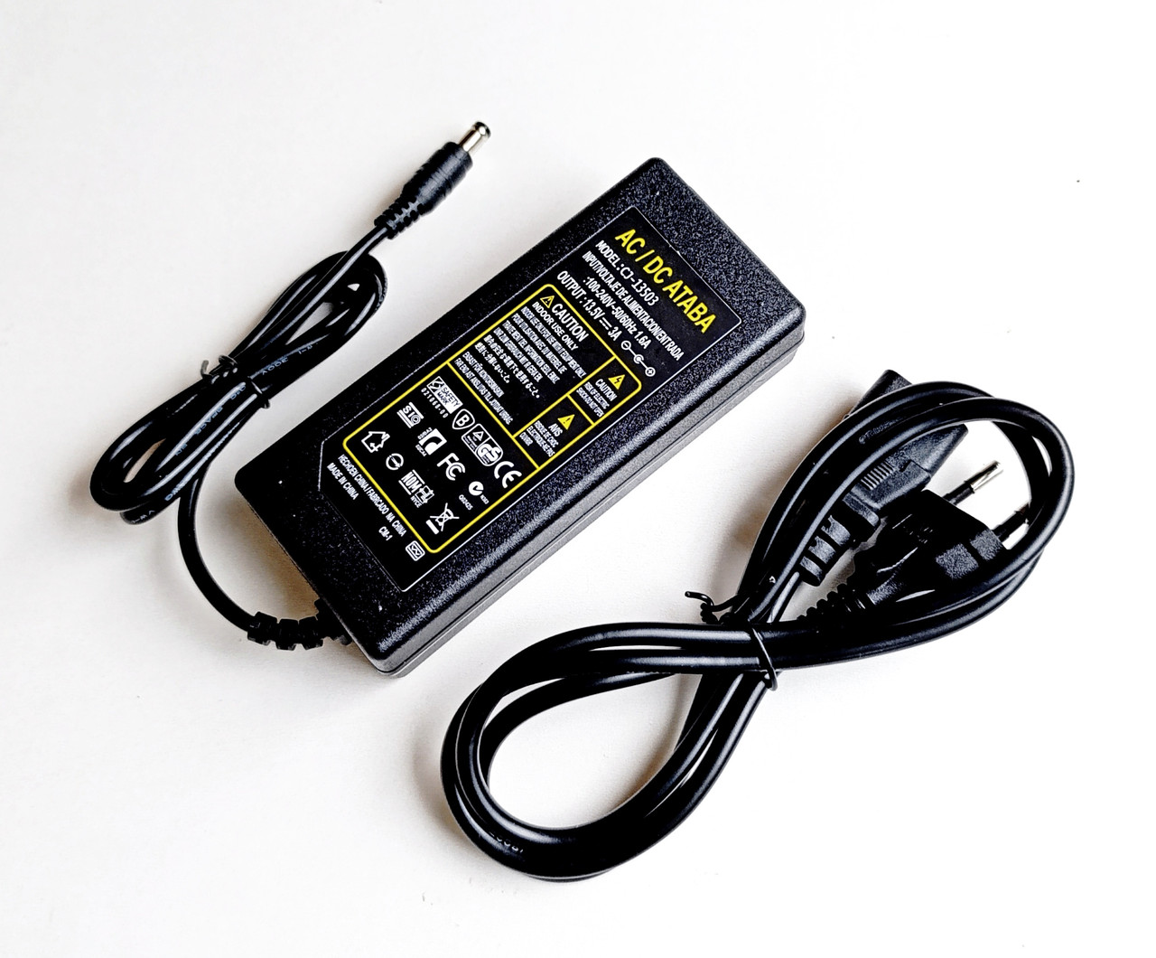 Блок живлення Ataba 13.5V 3A ( 5.5*2.1 ) 40W