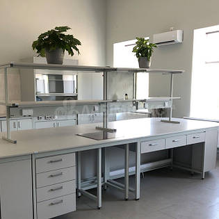 Меблі для лабораторії, комплексне рішення 15