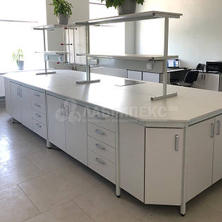 Меблі для лабораторії, комплексне рішення 21
