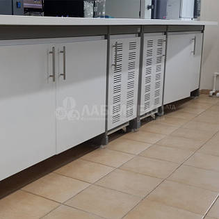 Меблі для лабораторії, комплексне рішення 32