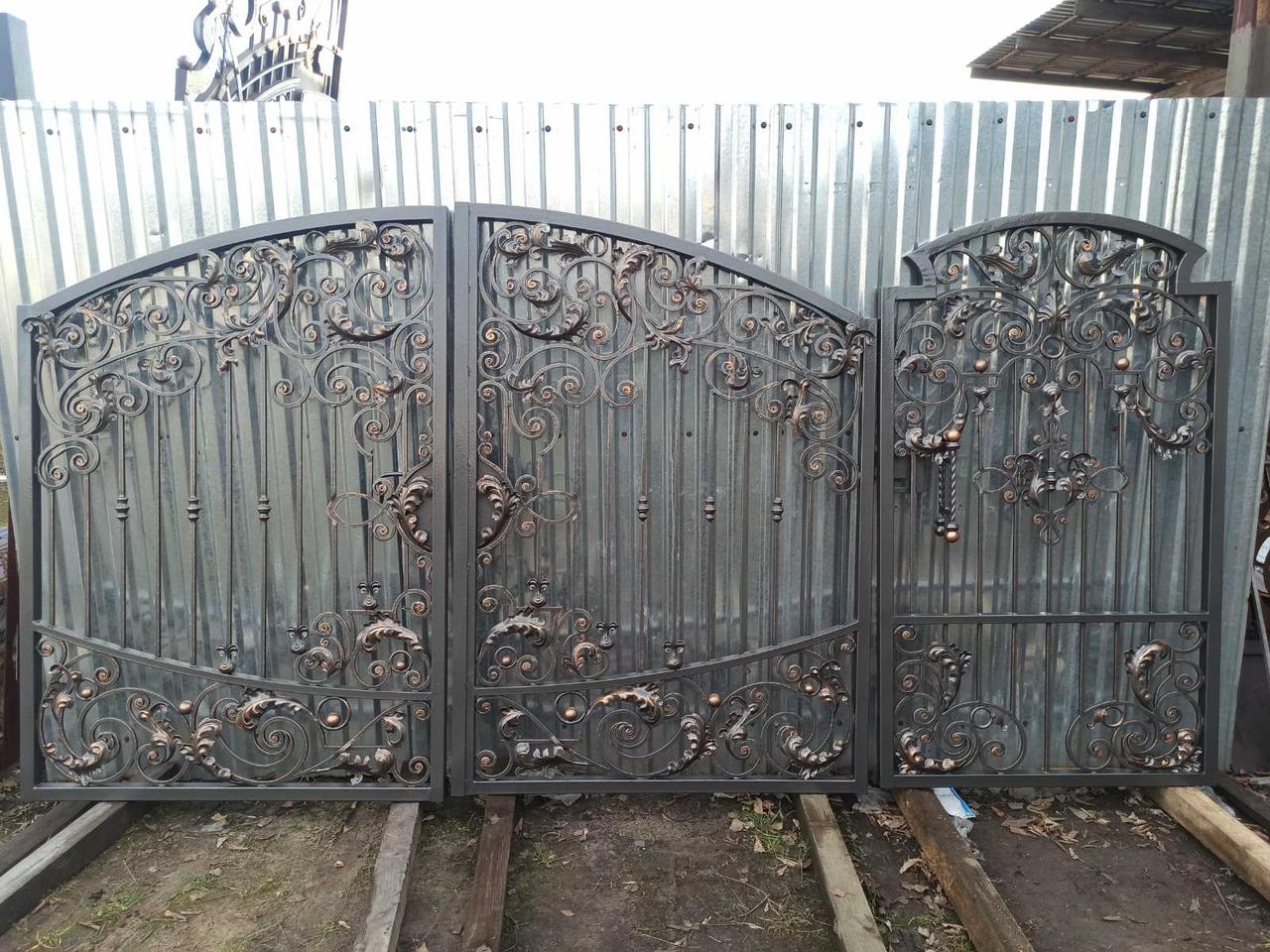Ковані ворота "Шаяни" – витонченість та надійність у кожній деталі