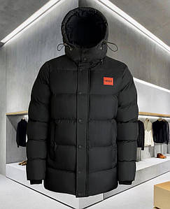 Чоловіча зимова куртка чорна з капюшоном тепла стильна модна куртка подовжена на хлопця маломірить на розмір