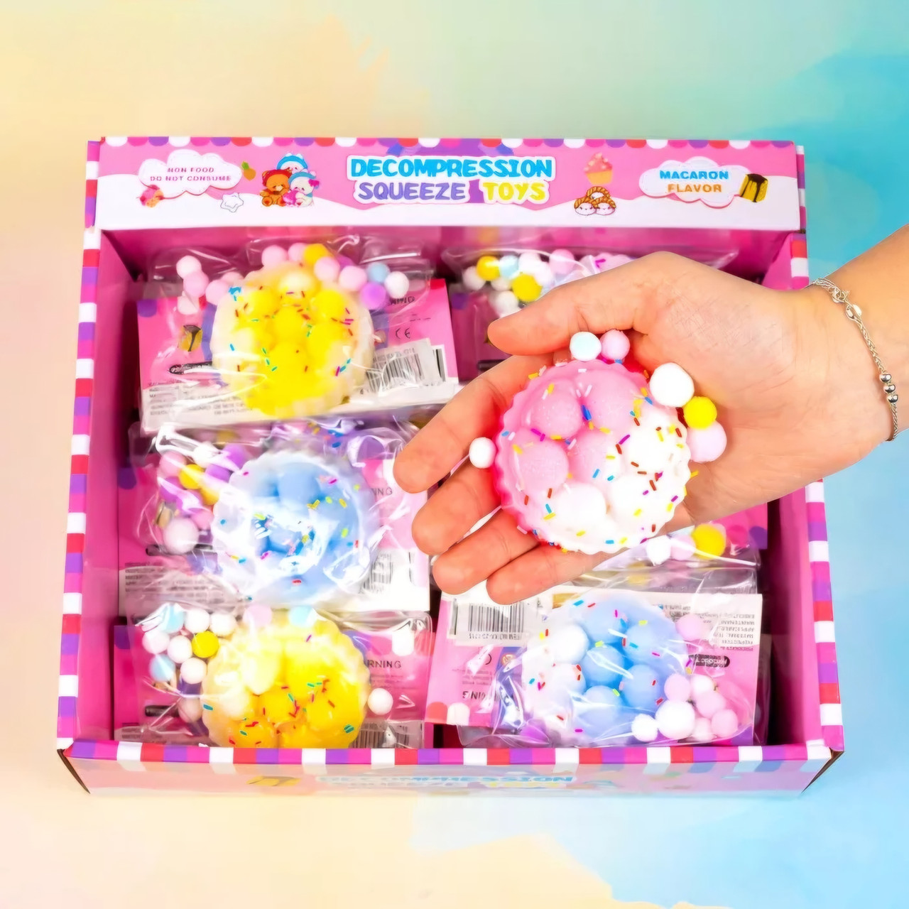 Іграшка антистрес Десерт з присипкою, 6 см 16 шт упаковка