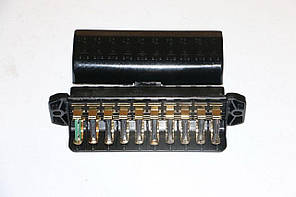 Блок запобіжників ВАЗ 2101-06 (ст.обр.10 запобіжників) (монтажний блок)