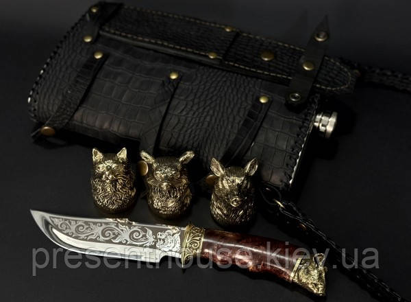 Набір бронзових чарок «Мисливський» три чарки з ножем на флязі, фото 1