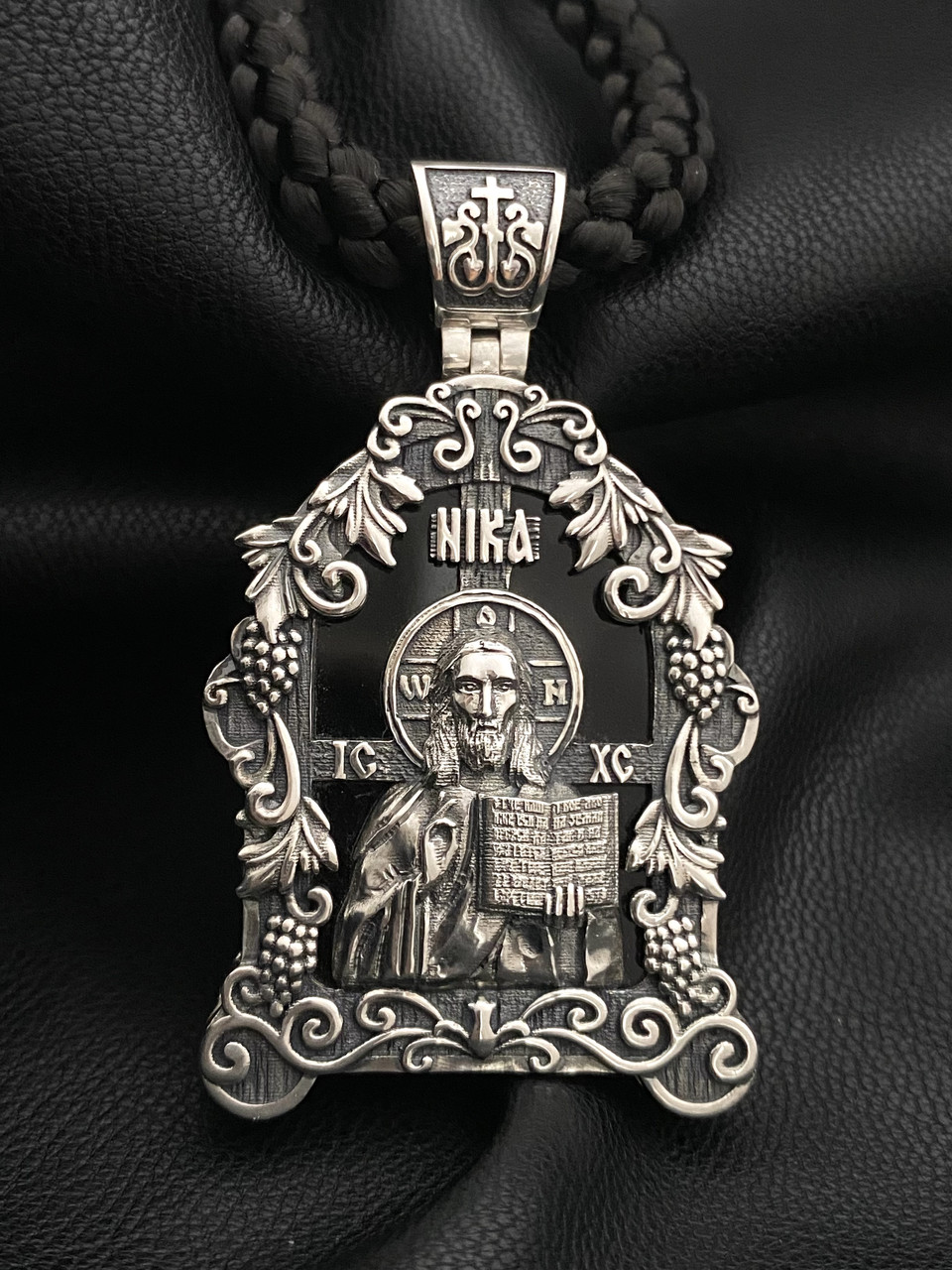 Срібний підвіс з Оніксом
