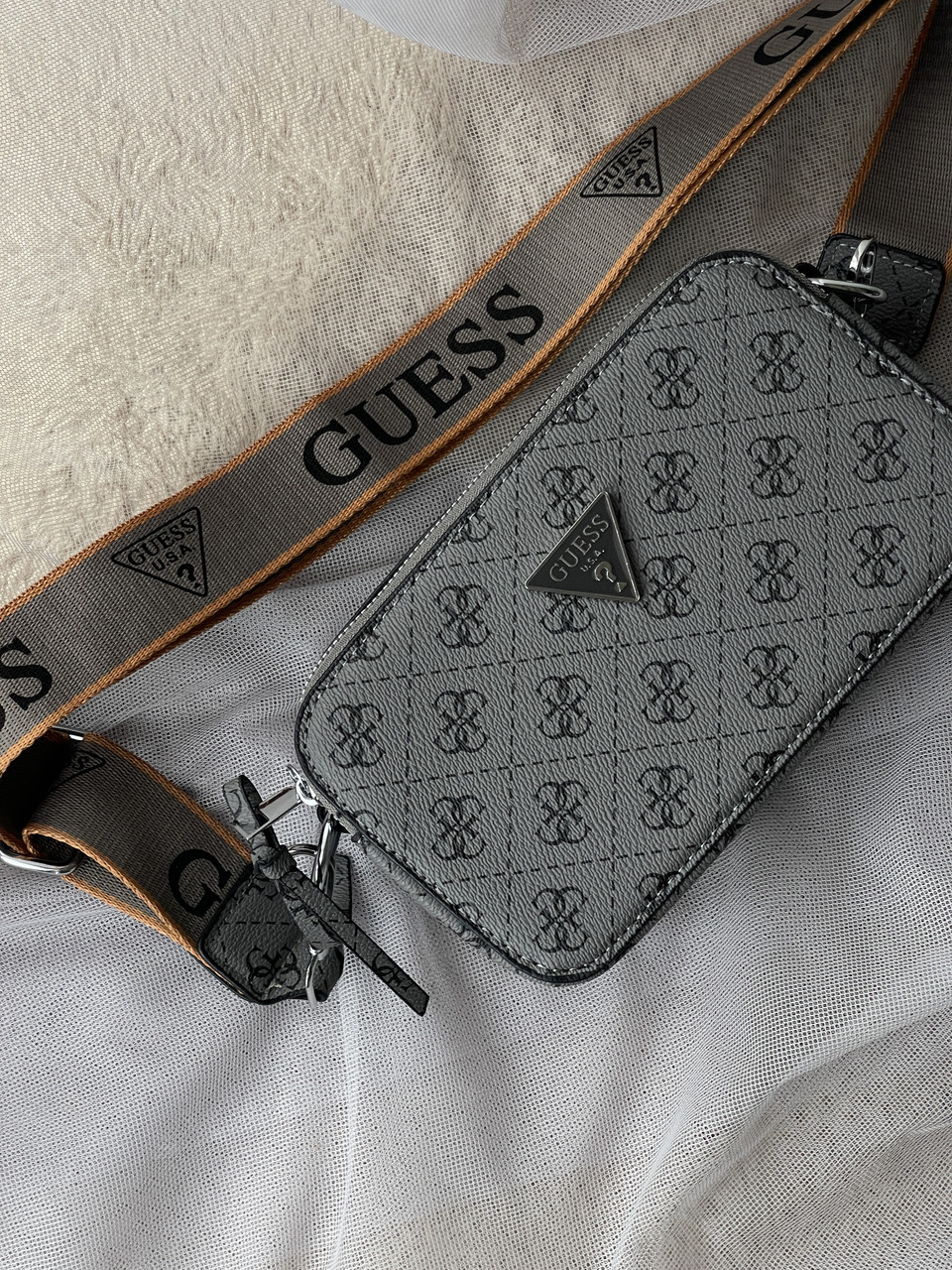 Сумка жіноча Guess сірий + кармель Гесс крос-боді через плече