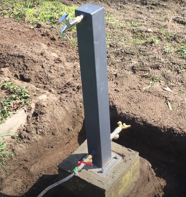 встановлення садової колонки для води
