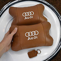 Набір із двох подушок на підголівник Audi, з натуральної коричневої шкіри, Подарунок чоловікові водієві, фото 6