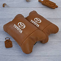 Набір шкіряних подушок 2шт на підголівник Toyota. Комфортні ортопедичні подушки,Тойота, фото 5