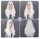 Перука густа платиново-біла матова довга хвиляста 70 см імітація шкіри голови, фото 4