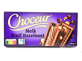 Шоколад молочний із родзинками та цілісним фундуком Choceur Trauben Nuss 200г (Німеччина)