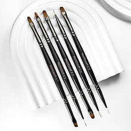 Пензлі для нігтів