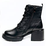 Черевики чорні жіночі із замком та шнурівкою шкіряні на вовні  та товстій підошві Mida 240601(1Ш) розмір 36, фото 2