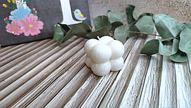 Свічка воскова Неокуб молочний