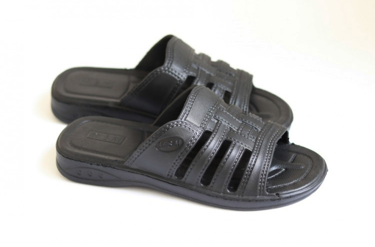 Чоловічі шльопанці