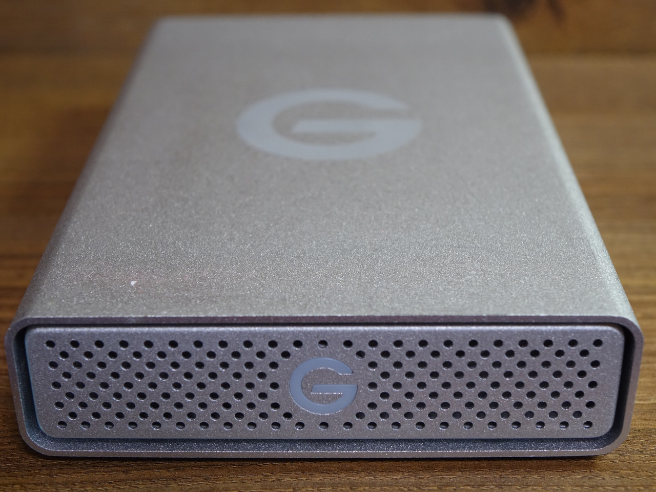 Зовнішній жорсткий диск 4 TB G-Technology G-Drive USB-C, Пробіг 39 годин, 18 Запусків, Ідеальний стан
