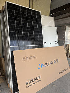 Монокристалічний сонячний модуль JA Solar JAM72S30-565/LR, 565W