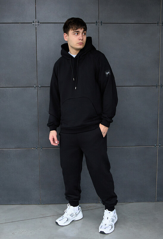 Чорний оверсайз костюм Staff es black oversize
