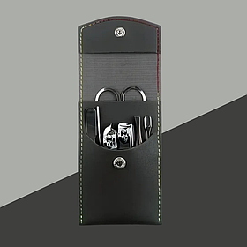 Набір для манікюру і педикюру універсальний набір в чохлі пінцет, пилочка, ножиці 7 шт, колір чорний