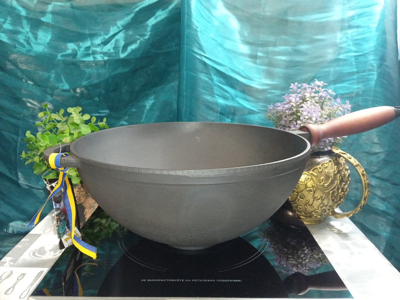 Казан чавунний 3,5 л Сітон з дерев'яною ручкою без кришки (каструля WOK), заводська термообробка