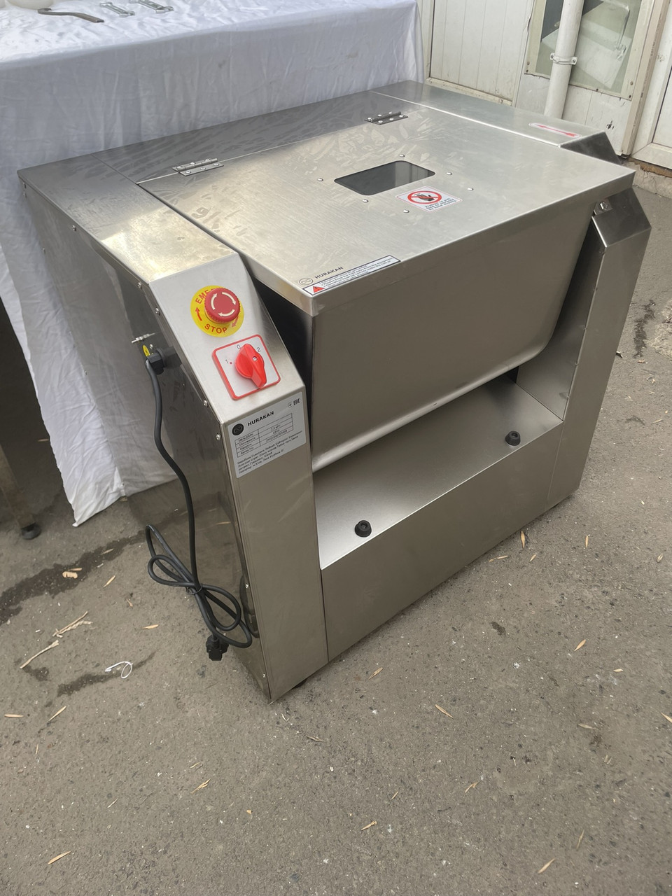 Тестомес- фаршемес горизонтальный HURAKAN HKN-25HN  (50л)