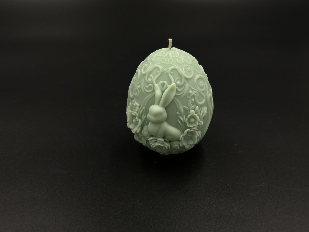 Свічка соєва "Happy Easter "писанка з зайчиком 8 см 113 грам. Колір м'ятний.