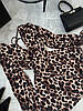 Ніжна жіноча коротка приталена міні-сукня із софту з леопардовим принтом і відкритою спиною, фото 7