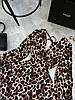 Ніжна жіноча коротка приталена міні-сукня із софту з леопардовим принтом і відкритою спиною, фото 10