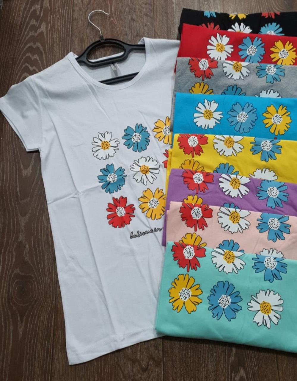 Футболка жіноча бавовняна "Квіти" Туреччина розмір S-L (від 3 шт.)