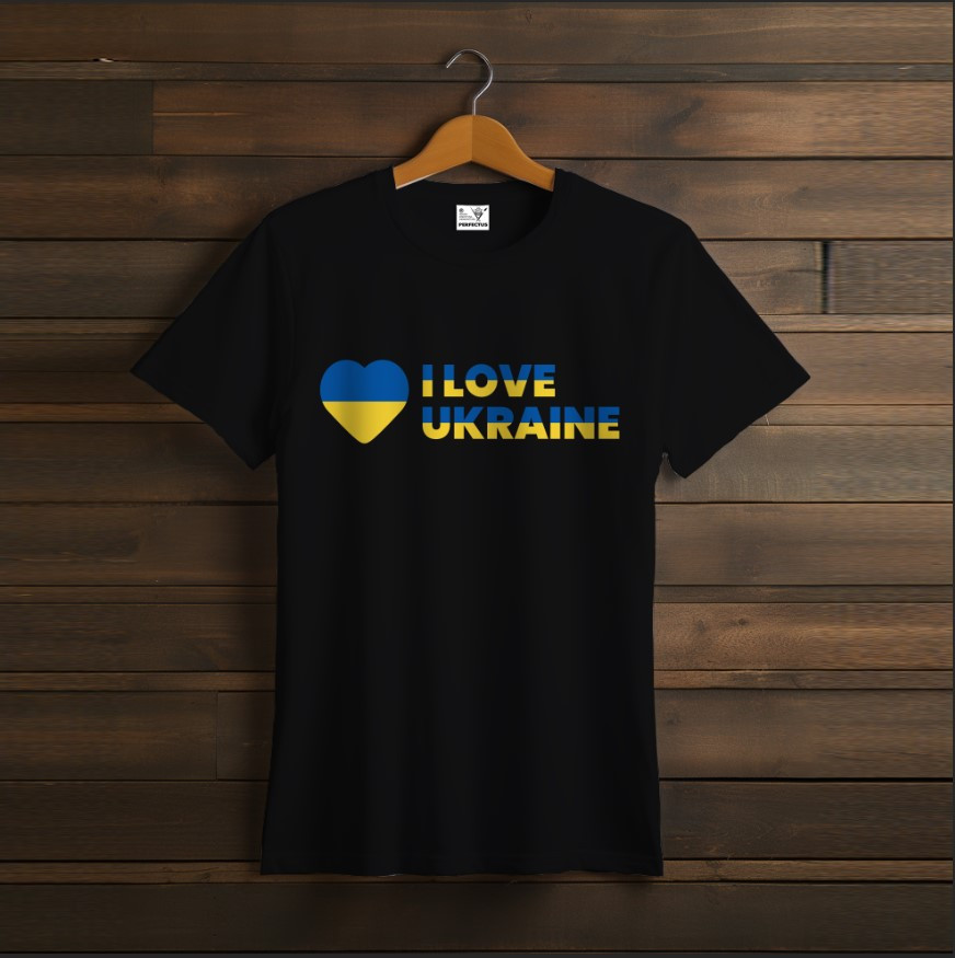 Футболка унісекс з принтом "Чорного кольору прапор Україна жовто блакитний країна сердечка люблю"