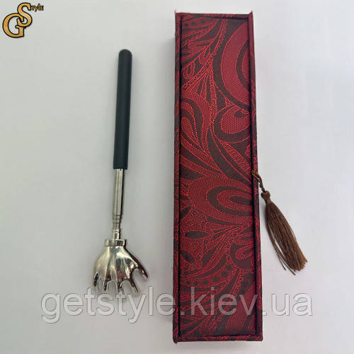 Чесалка для спини Scratcher Hand в пакованні