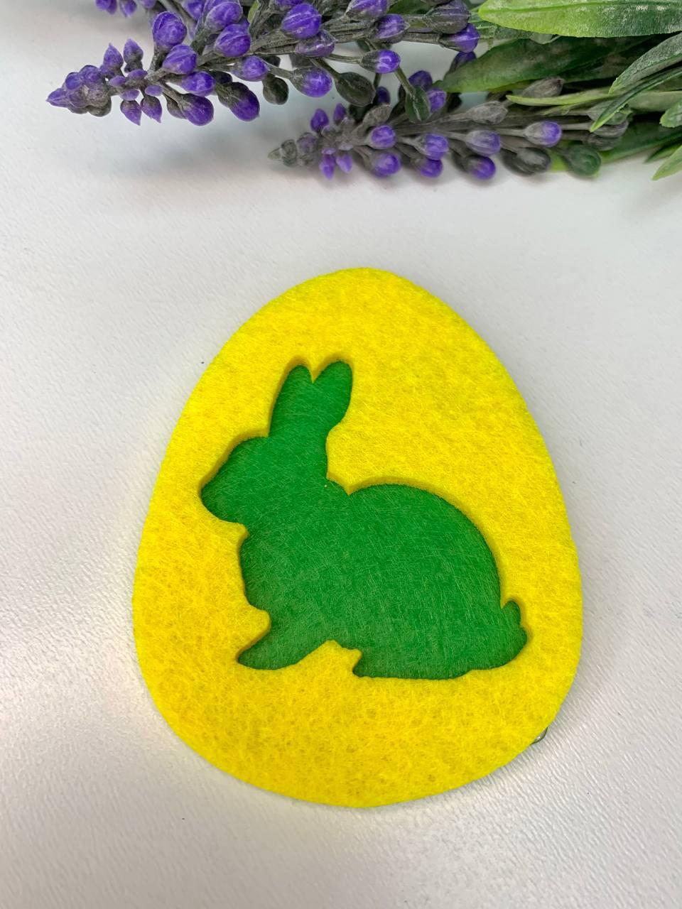 Великодній декор із фетру Заєць в яйці 7 см Зелений, фото 1