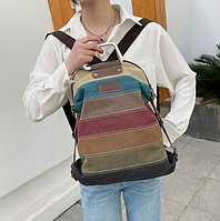 Сумка рюкзак женский имеет широкий регулируемый ремень из прочной ткани канвас