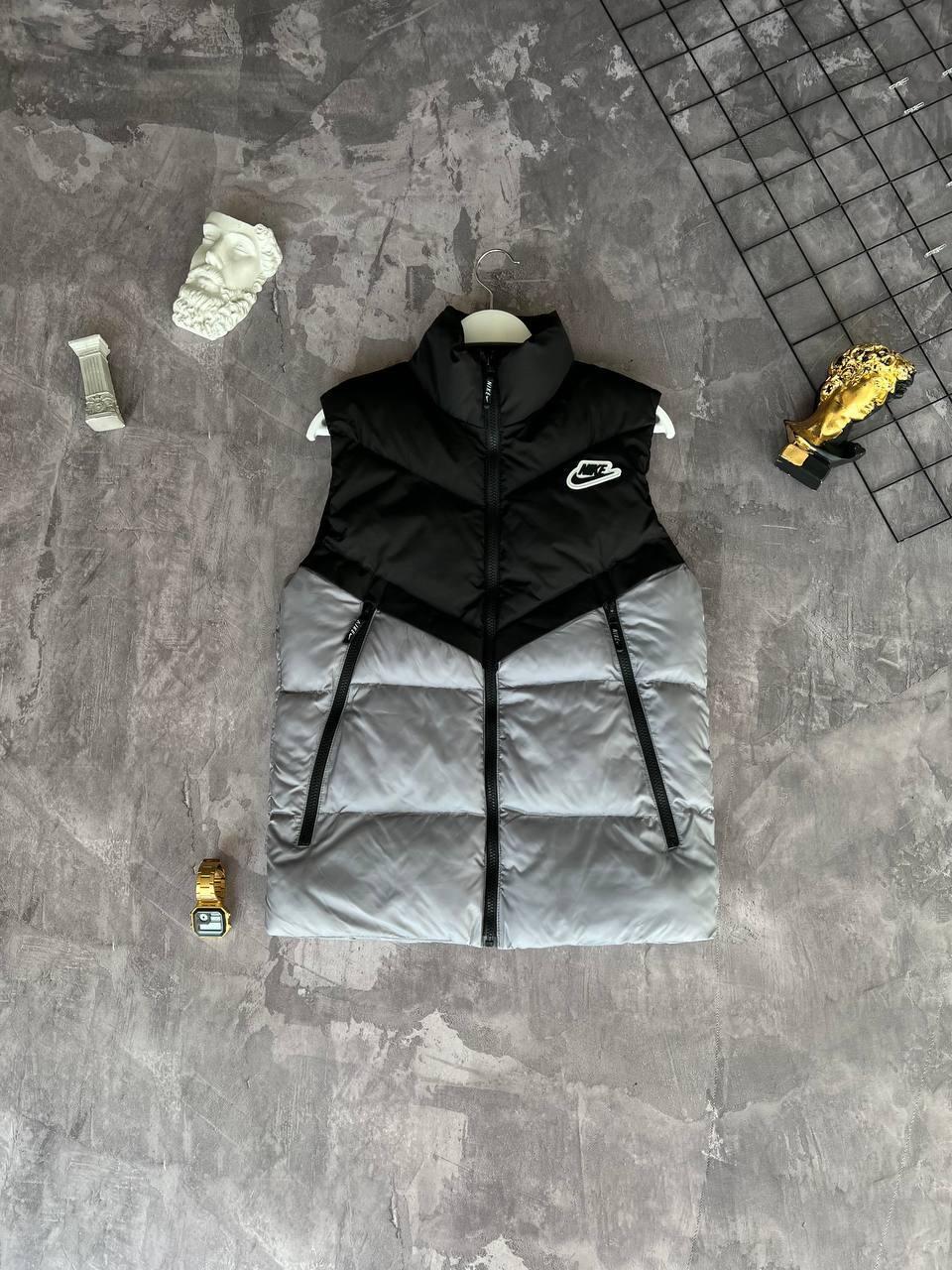 Жилетка чоловіча сіра весна-осінь без капюшона Nike (Найк)