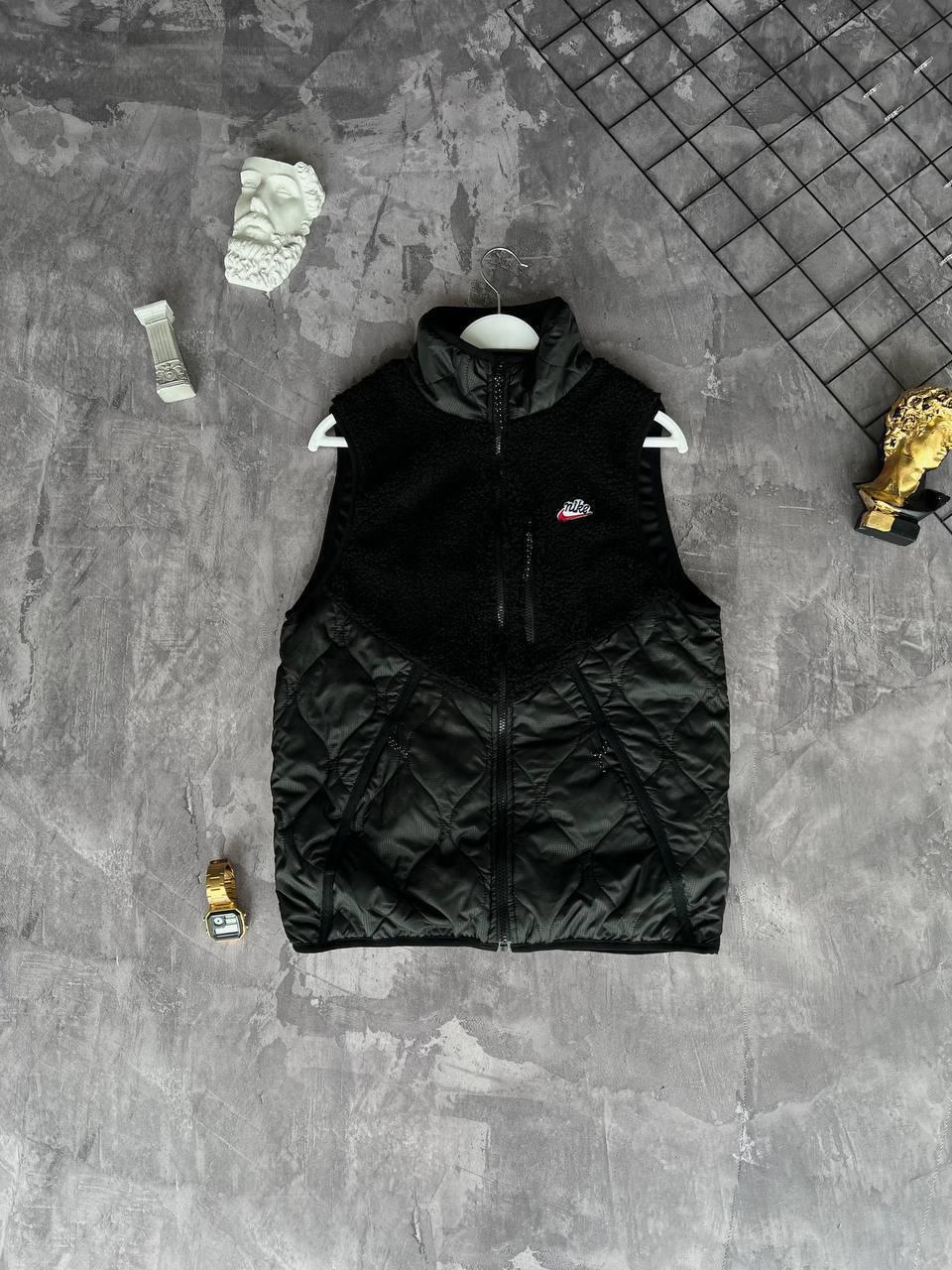 Жилетка чоловіча черна весна-осінь без капюшона Nike (Найк)