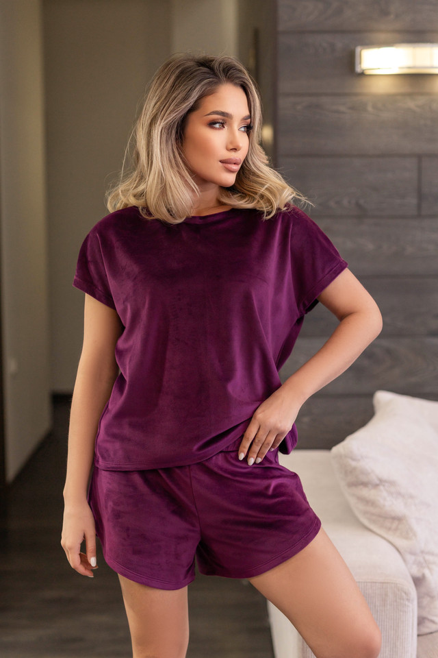 Велюрова піжама двійка (футболка і шорти) "Mellow"