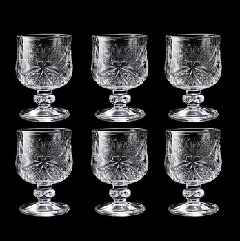 Набір чарок на ніжці складається з шести чарок 50 мл