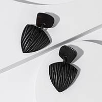 Чорні легкі сережки з дерева манго Індіра