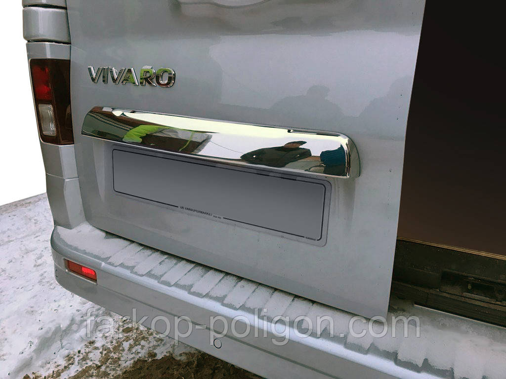 Планка над номером (нерж) OmsaLine - Італійська нержавійка для Renault Trafic 2015- рр