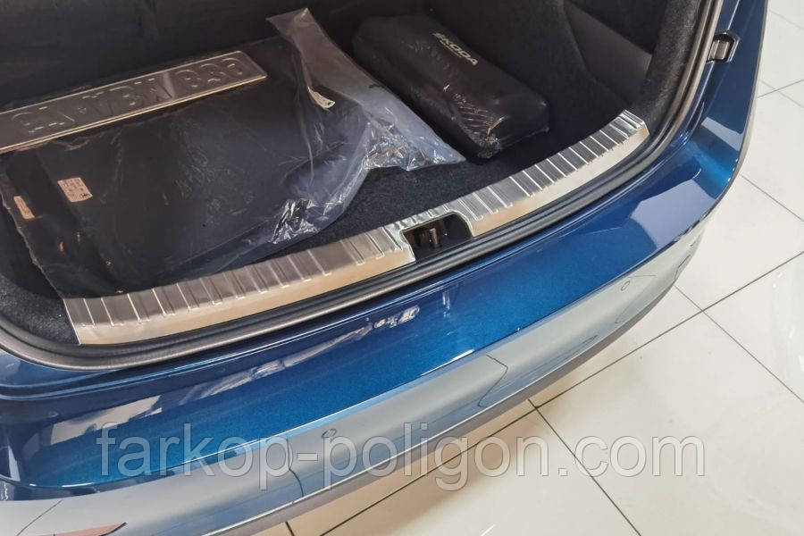 Накладка на задній поріг OmsaLine (нерж.) для Skoda Scala