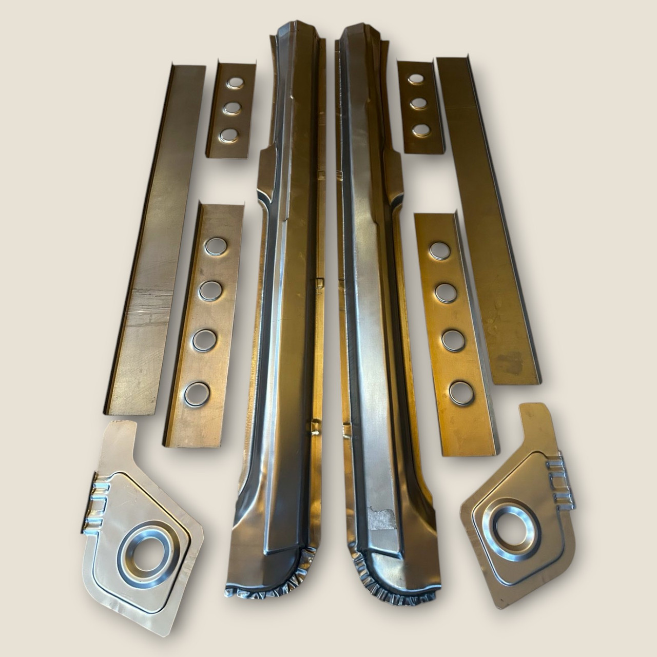 Порог зовнішній ВАЗ 2110,2111,2112,2170,2171,2172 підсилювач,під'єднувач,піддамкрат перед) 10 деталей Україна, фото 1