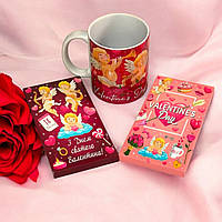 Подарунок на день закоханих чашка та 2 шоколадки