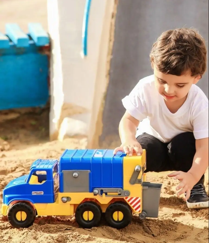 Іграшковий сміттєвоз з сміттєвим баком рухомі деталі вантажівка з кузовом дитяча машинка для активних ігор, фото 1